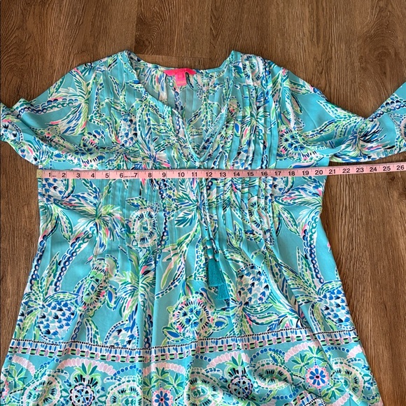 Lilly Pulitzer Blouse. Size M. - Picture 6 of 7